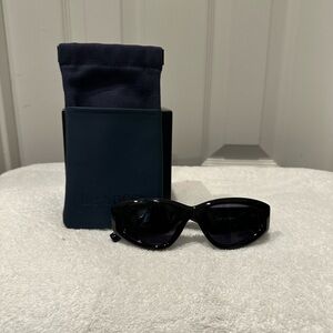 Le Specs Women’s Black Sunglasses with Navy Case